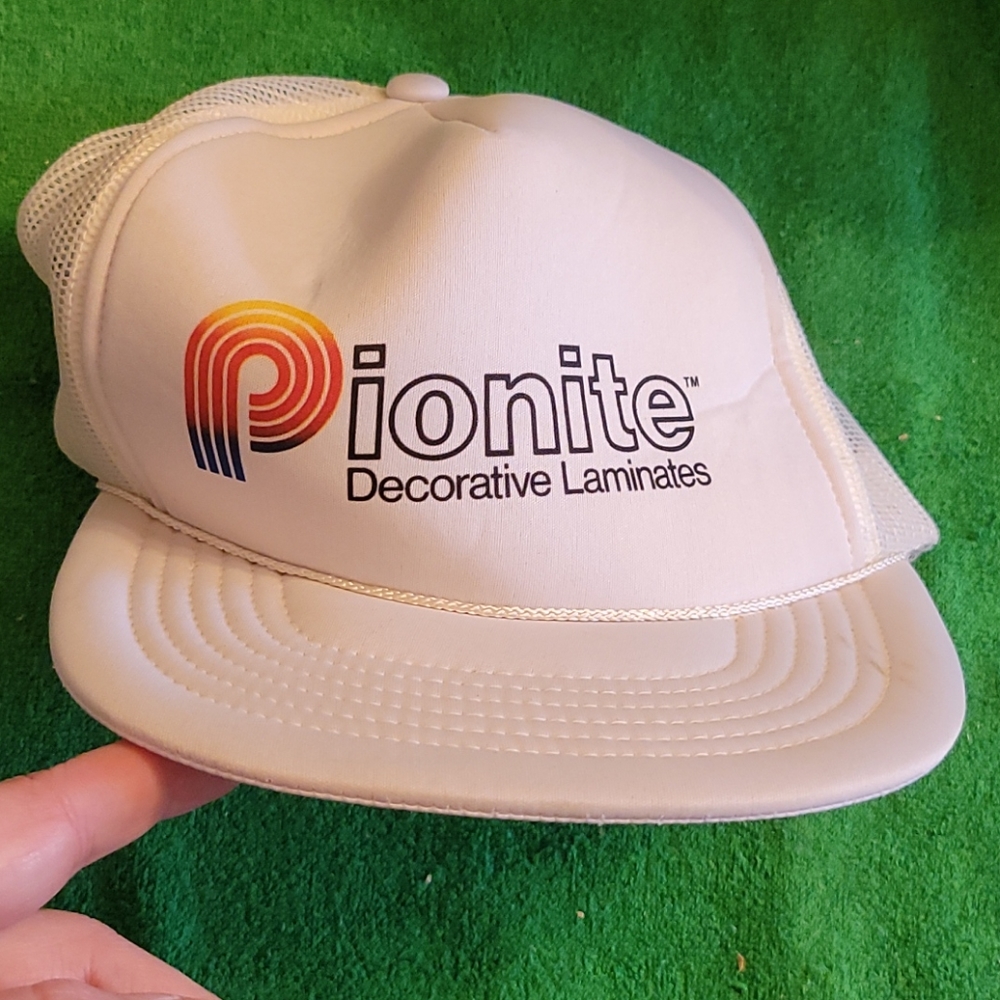 Pionite Decorative Laminates Hat